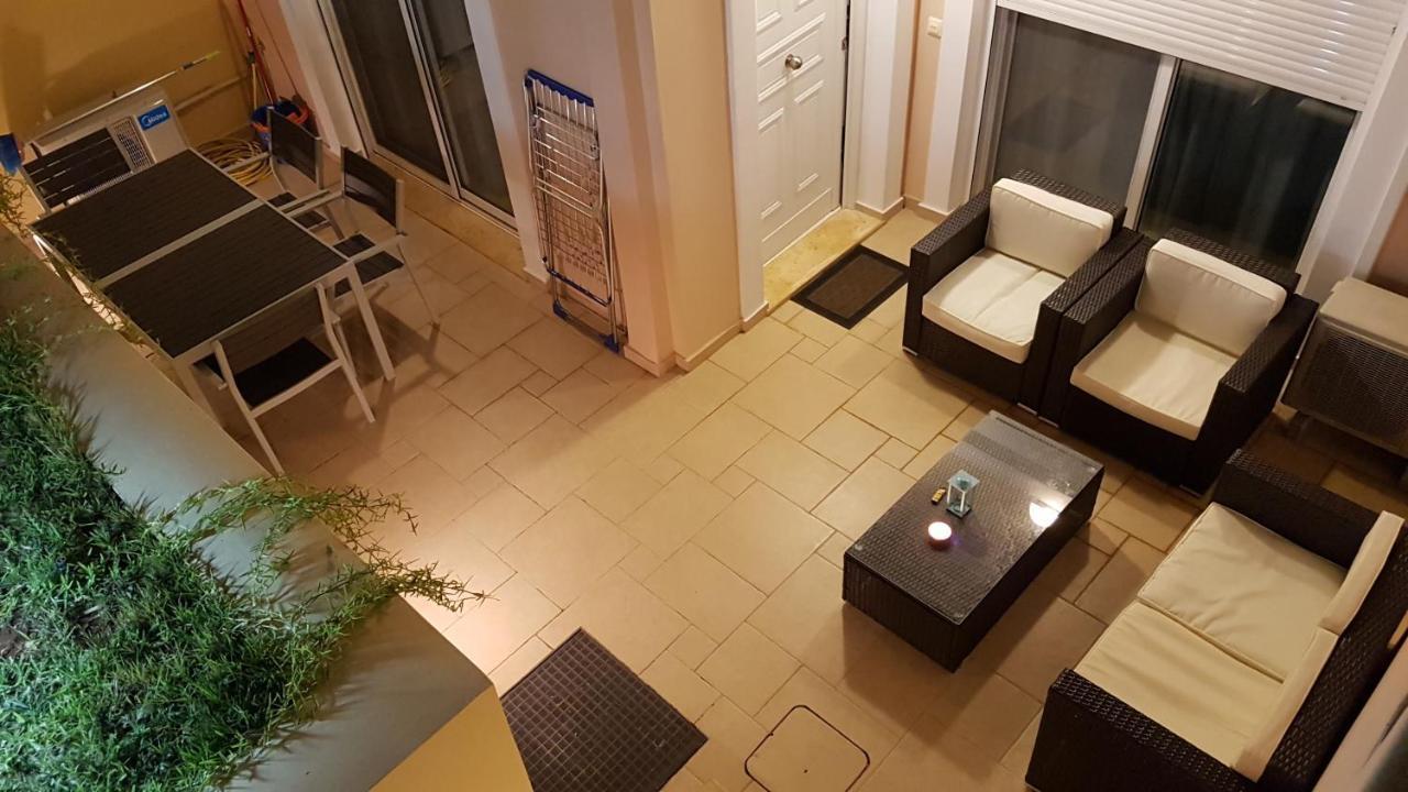 Apartment Lilly, Apartment With Communal Pool, 10 Meters From Sea Sami  Extérieur photo