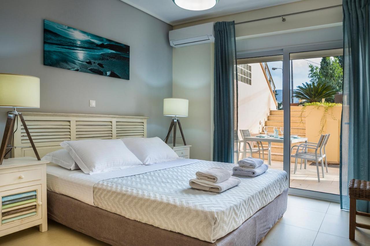 Apartment Lilly, Apartment With Communal Pool, 10 Meters From Sea Sami  Extérieur photo