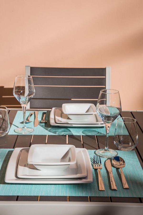 Apartment Lilly, Apartment With Communal Pool, 10 Meters From Sea Sami  Extérieur photo